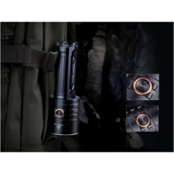 Latarka LED Fenix LR35R czarna
